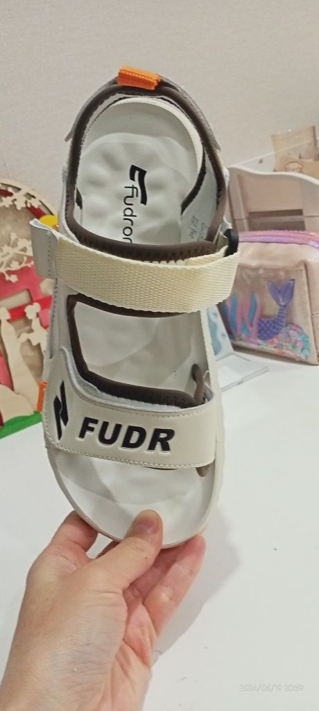 Сандали Уни от фирмы Fudron 34,35р