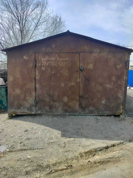 Продам металлический гараж. 3.5на6