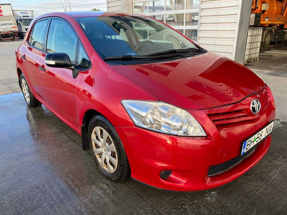 Vand Toyota Auris 1.4D