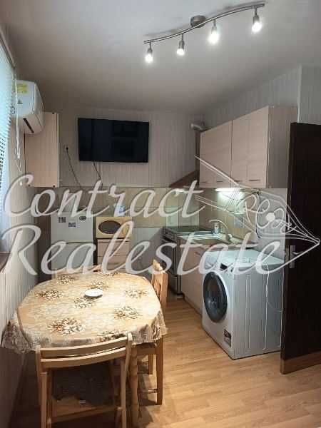 Двустаен Обзаведен Възраждане ! Два климатика !