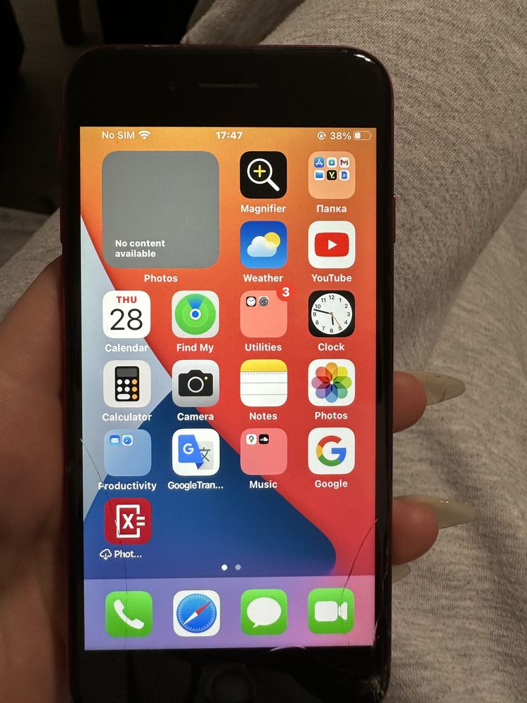 Iphone se2 2020 година 64 GB