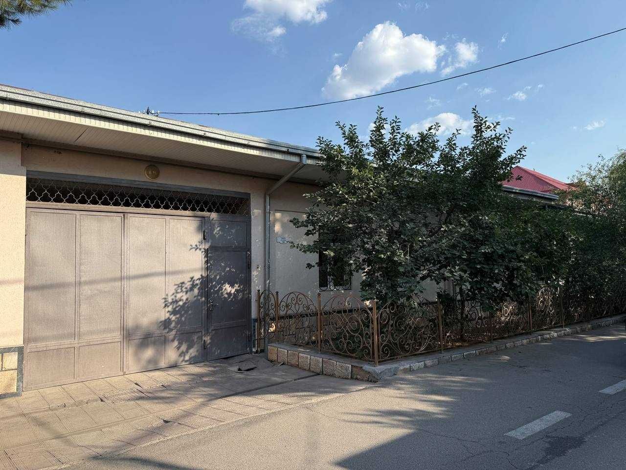 Продается дом 6 соток улица Фазо, Академия милиции, Центр Луначарского