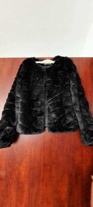 Capă din blană  artificială