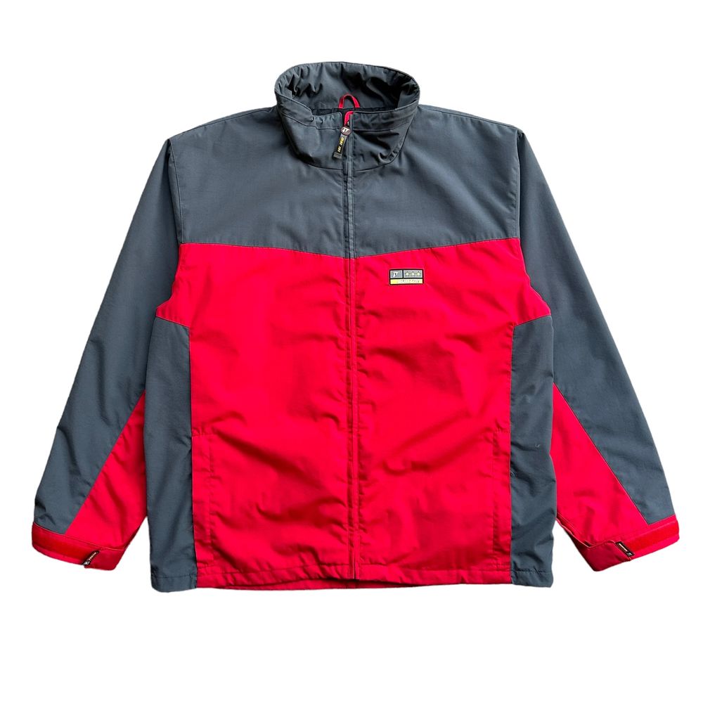 Burton Tactic яке