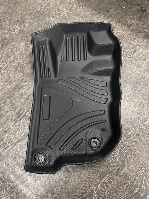 Полики pajero sport/montero sport с 2015 - по наст.вр