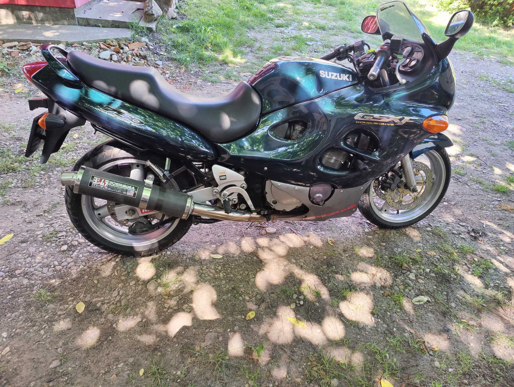 suzuki gsxf 750 vand sau schimb