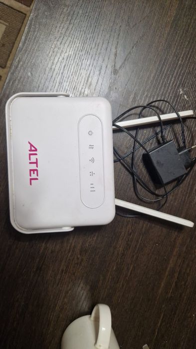 Продам роутер переносной