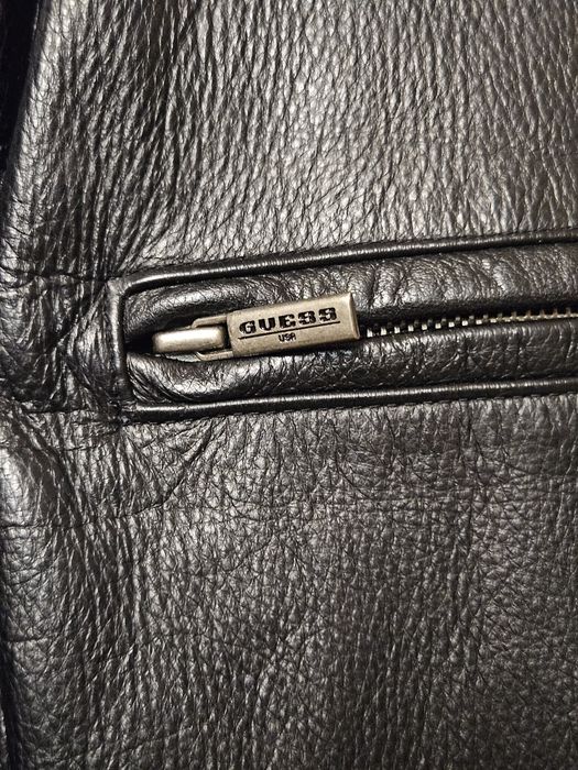 Vand geaca de piele naturala  GUESS