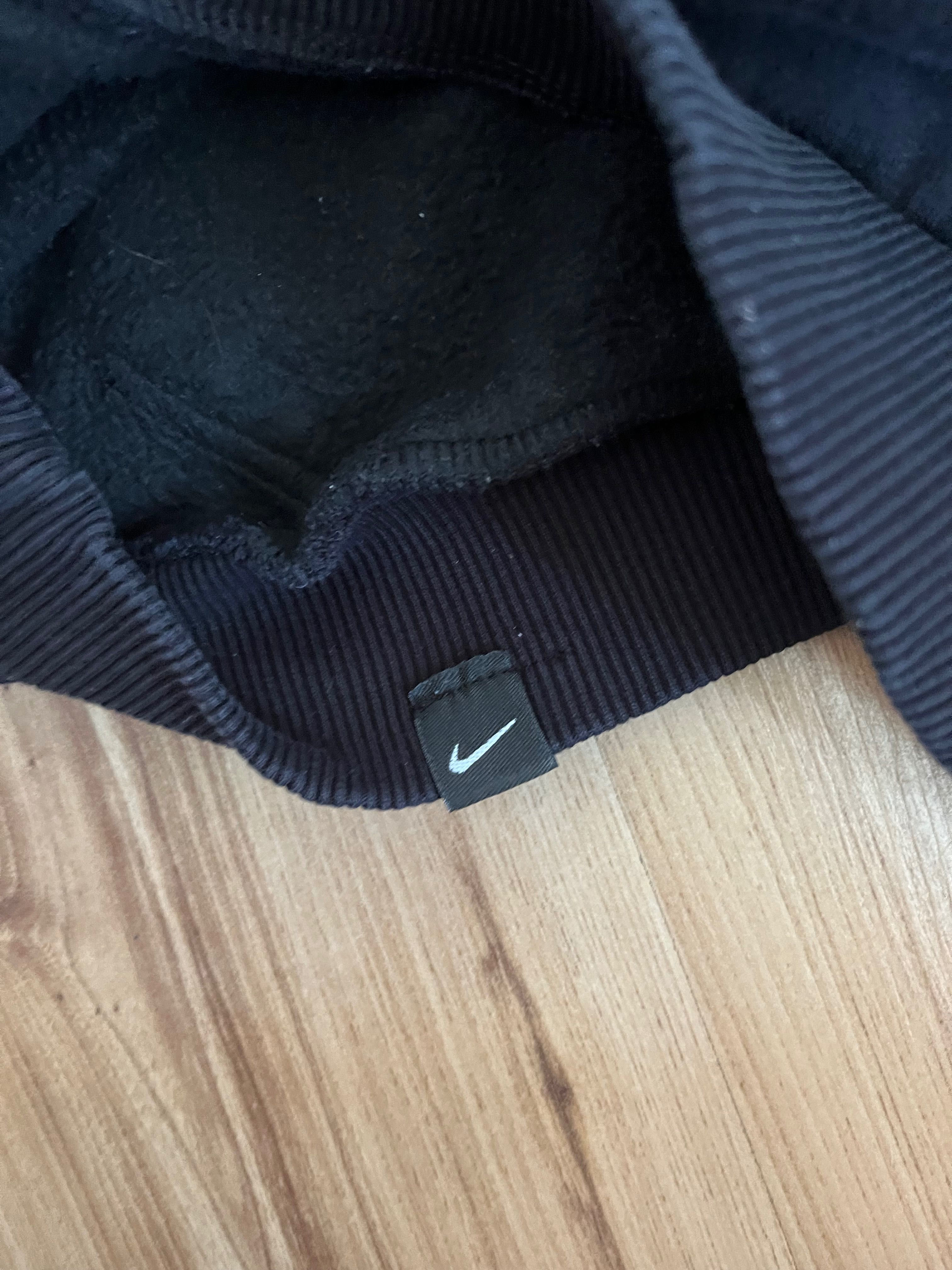 Неоригинален суичър Nike