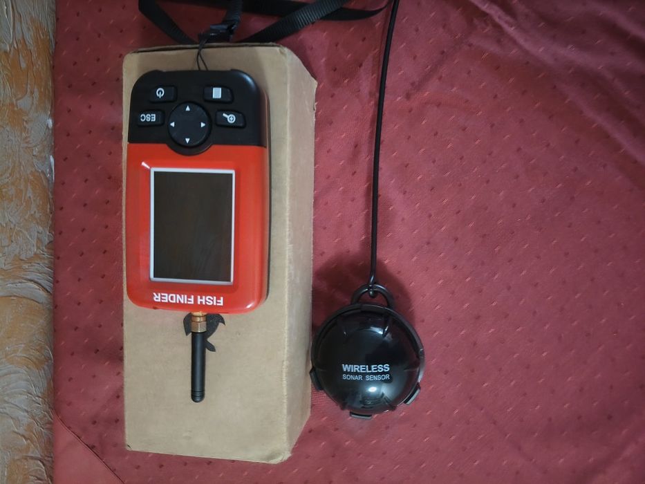 Сонар със Стойка за лодка за захранка