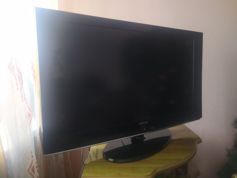 Телевизор Samsung