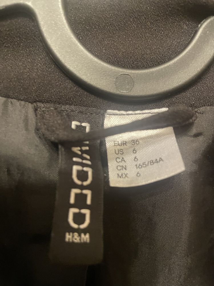 Черно сако H&M