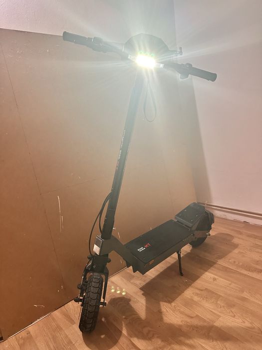 Trotineta MYRIA Road traveller