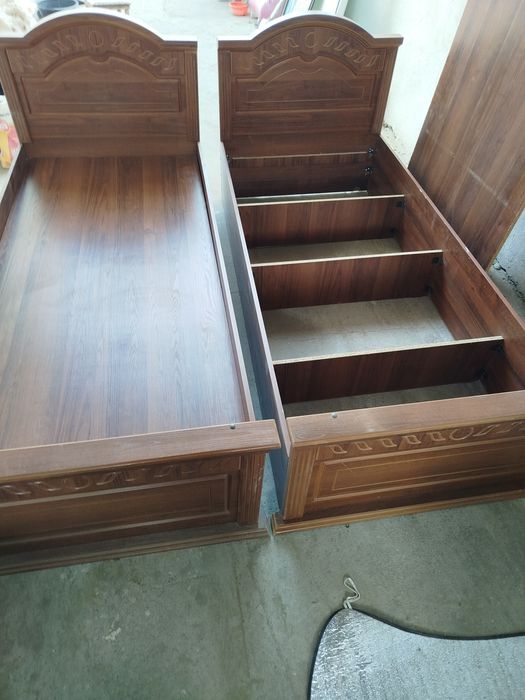 Продаются две одинаковые кровати