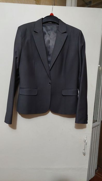 Продаются жакеты женские