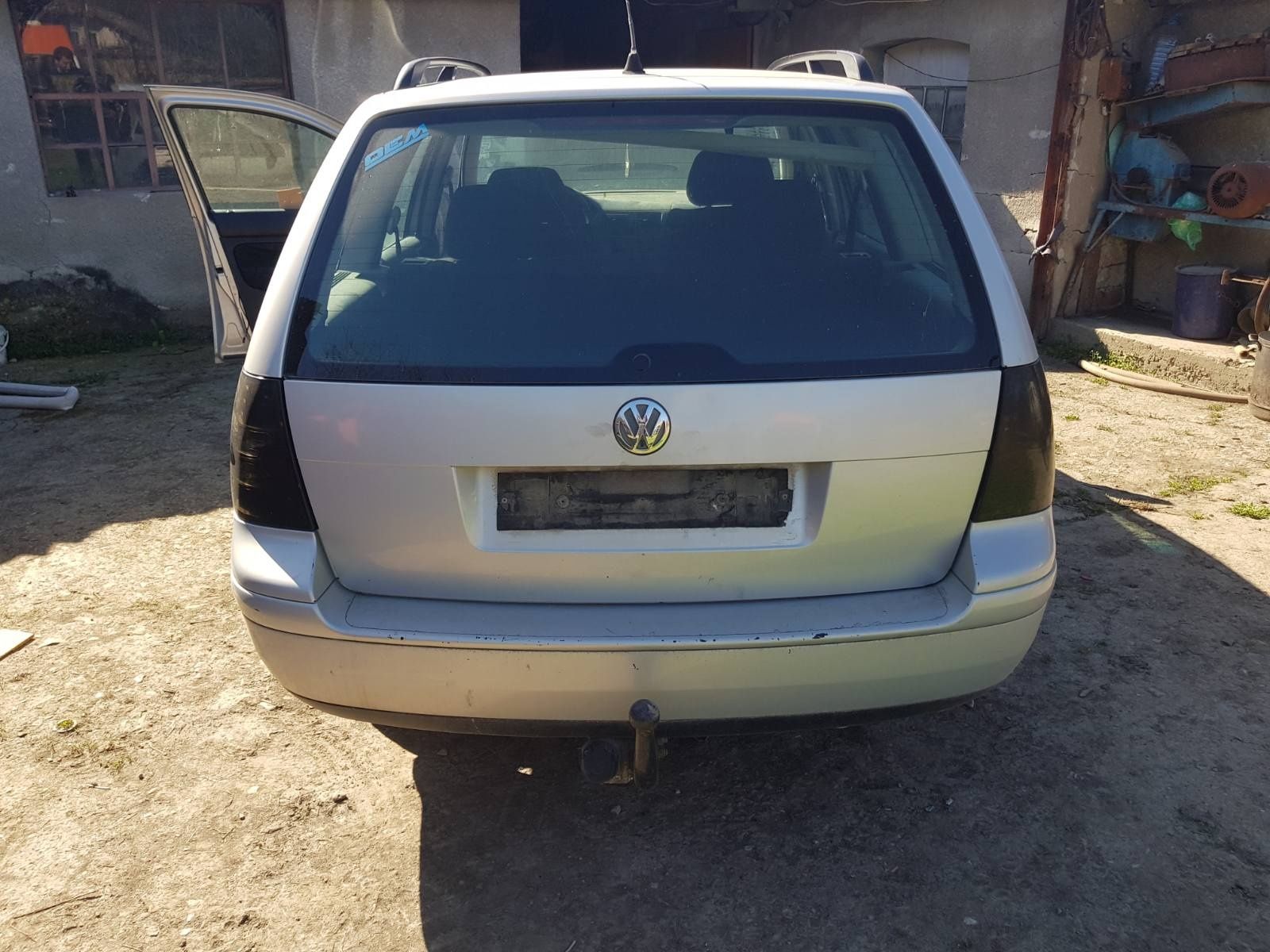 Volkswagen Golf 4 1,6 sr на части