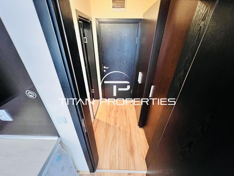 Дава се под наем Едностаен апартамент в Бургас, Сарафово - 38 кв.м за 229.5 € - Снимка #3