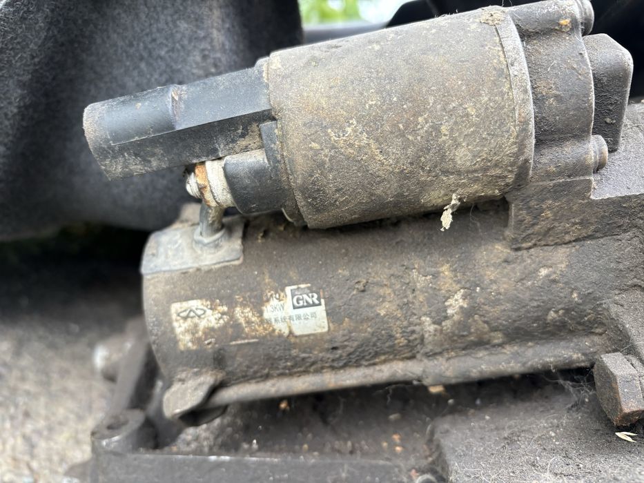 Стартер в рабочем состоянии от автомобиля Chery very