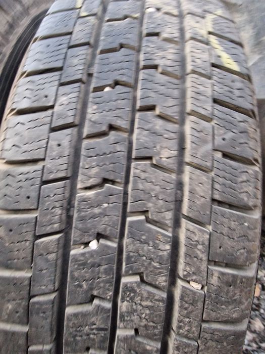 Anvelope 235/65R16C marca Goodyear, DOT 2021,9mm