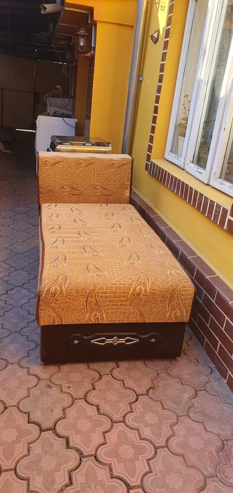 Vand mobila stare buna