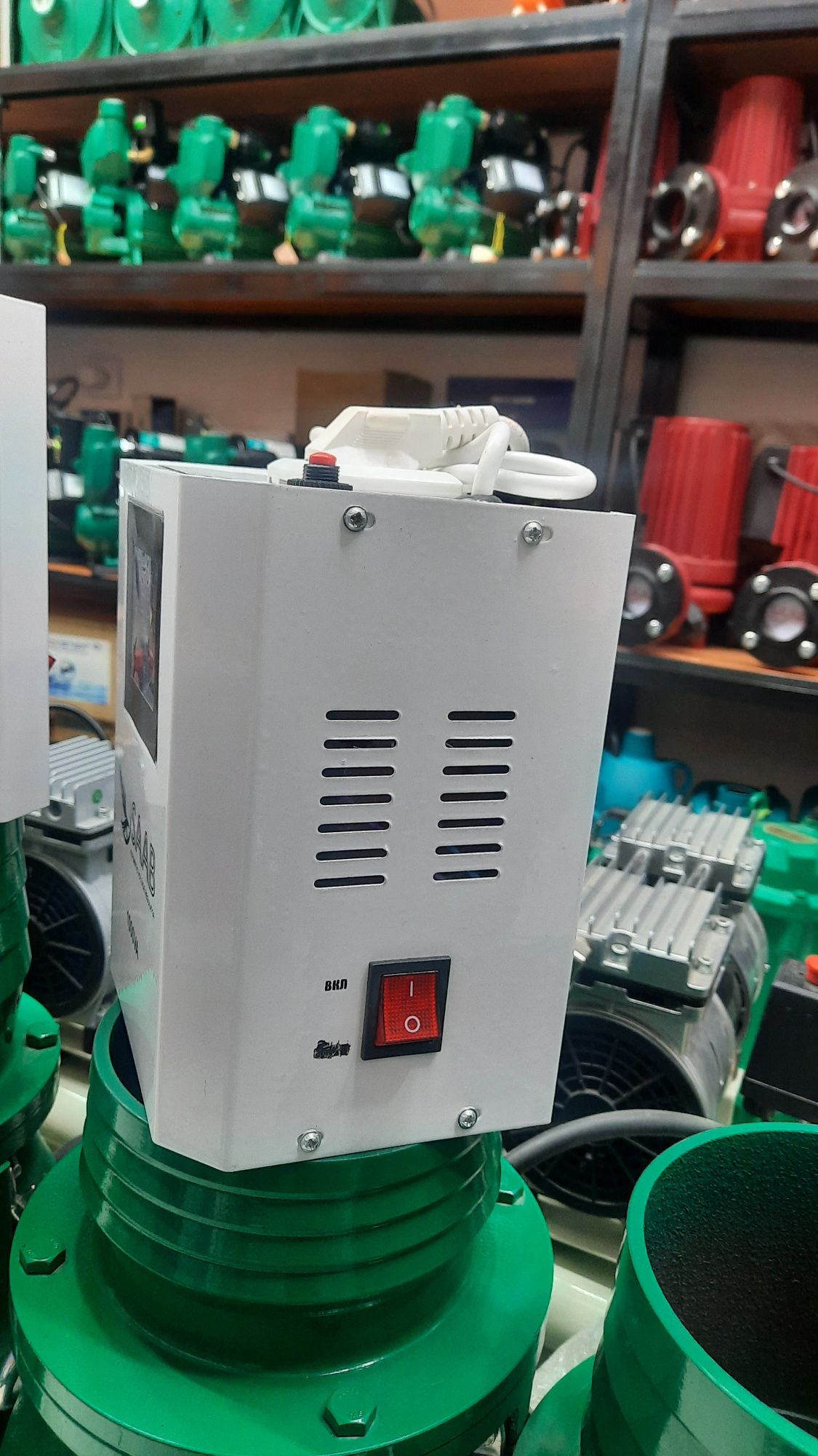 Стабилизатор тока SAAB 1000