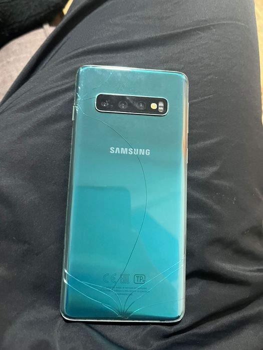 Продам самсунг s10