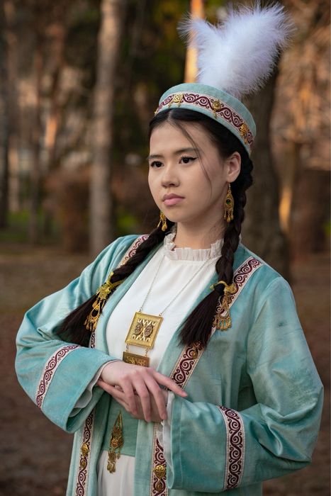 Казахский костюм, этнический, национальный