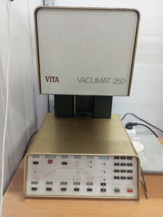 Зуботехническое оборудование, полностью оснащения