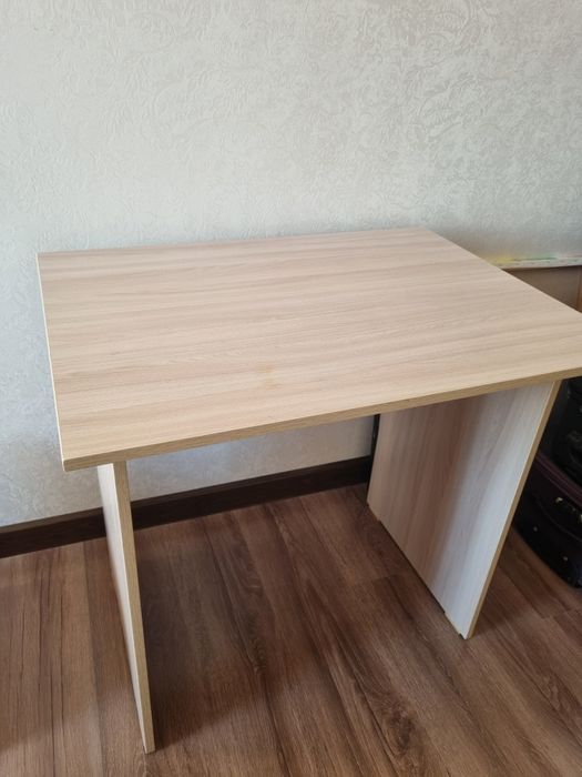 Продается рабочий стол
