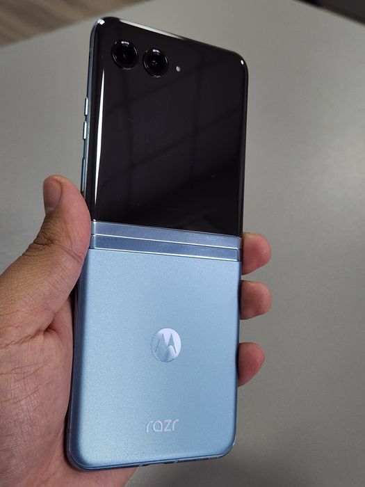 Motorola Razr 40 ULTRA 8/256