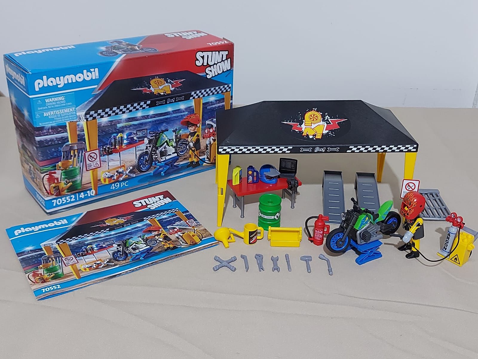 Playmobil Lot 70551,70552-Cortul de reparatii si Mașina de Cascadorii