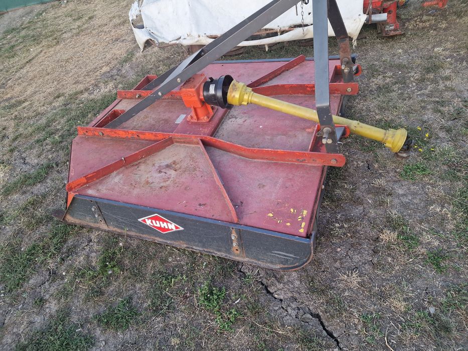 Tocatoare resturi vegetale Kuhn 1.55 metri