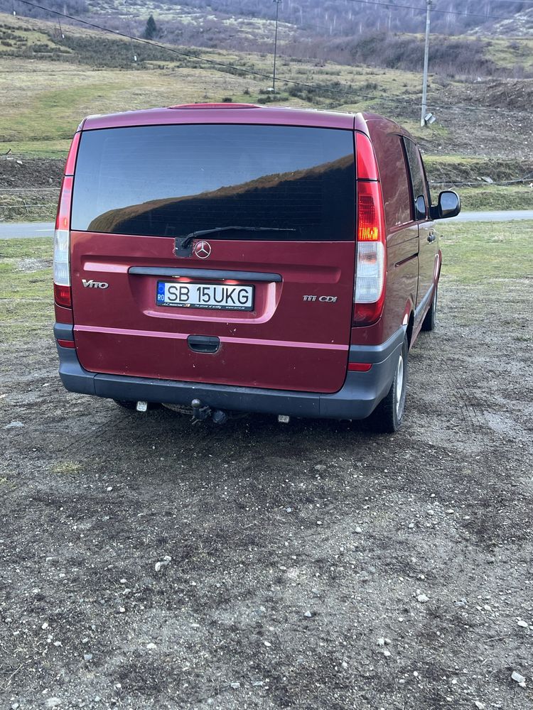 Mercedes vito mixt 5 locuri si marfa