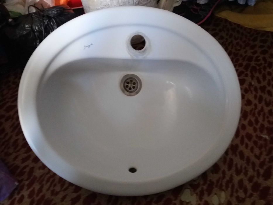 Продам раковину . .