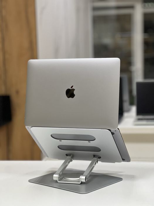 Apple Macbook Pro Touchbar | Core i5 | АКБ 100%