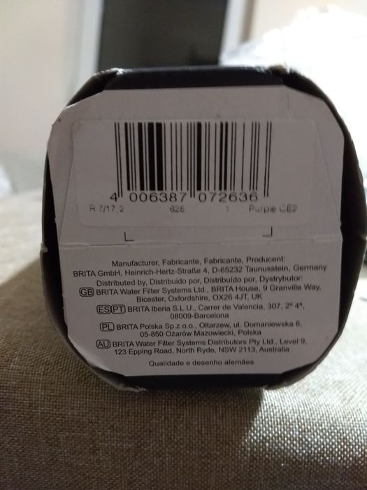 Спортна бутилка Brita синя розова зелена