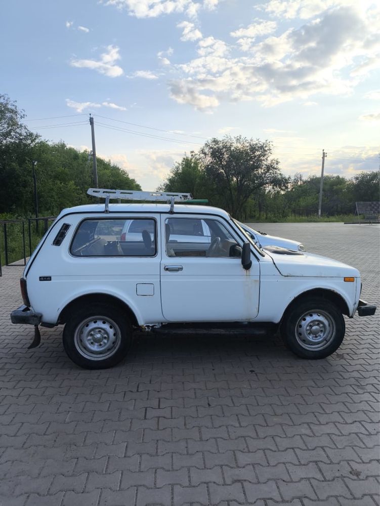 Продам ниву 2005 года