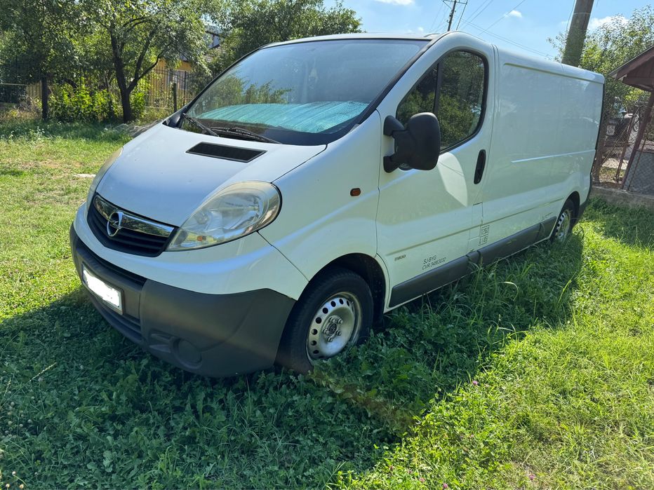 Opel vivaro 2.0d