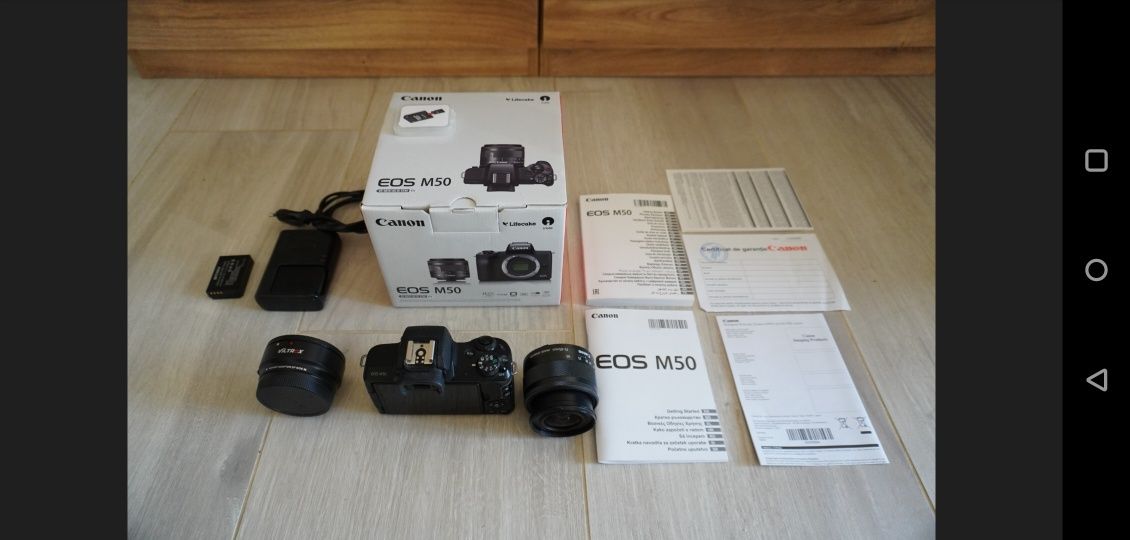 Canon EOS M50 Kit - Aparat Foto Mirrorless 24MP