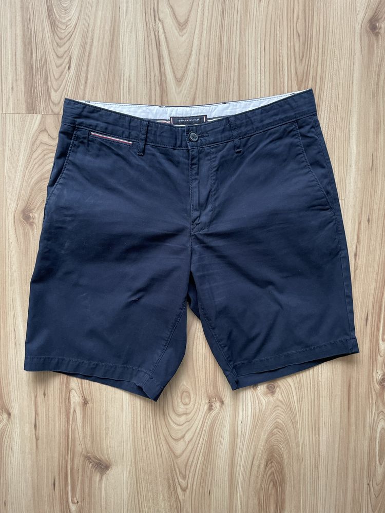 TOMMY HILFIGER / мъжки къс панталон W31