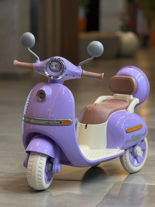 Farzandingiz uchun ajoyib retro moped