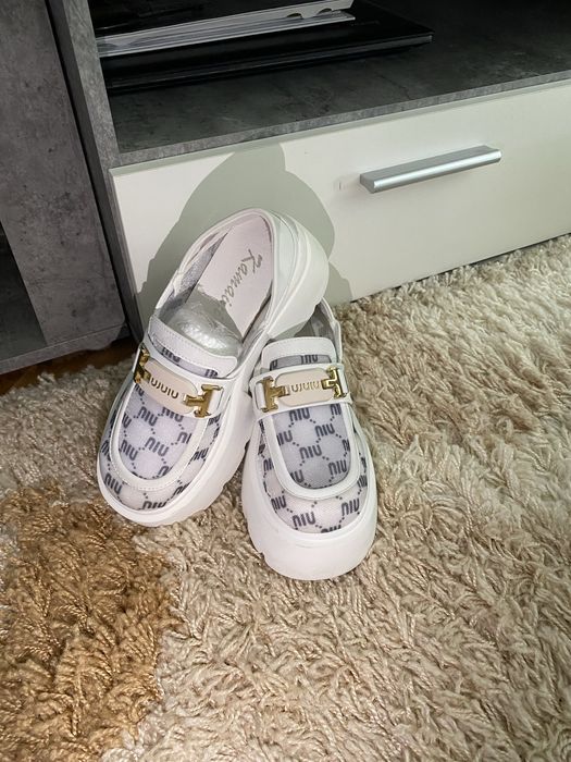 Лоуфъри модел MIU MIU