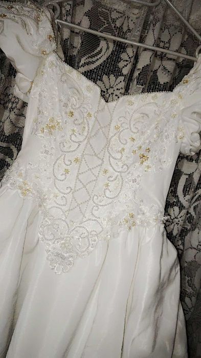 Rochie de mireasa  600 lei negociabil