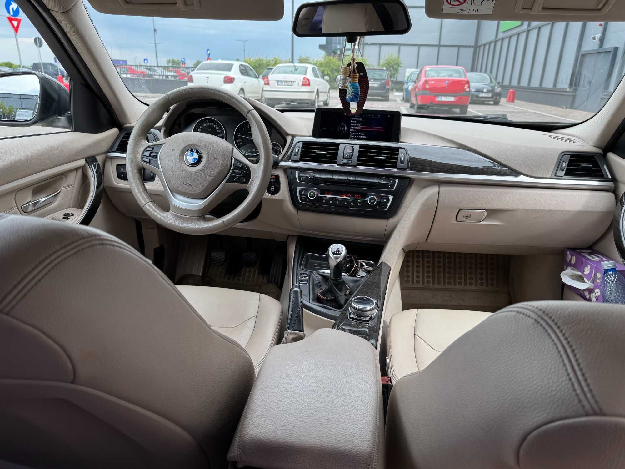 BMW Seria 3 320i Efficient Dynamics Edition - Modern Line