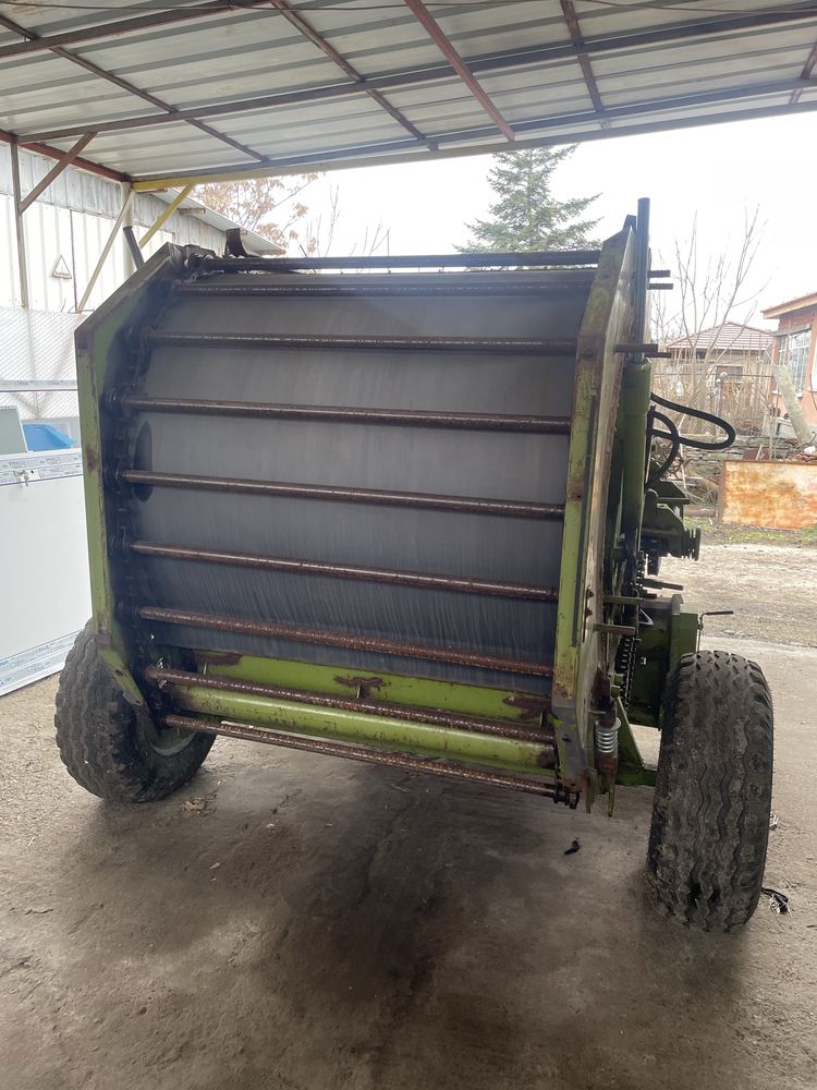 Продава се обслужена балирка