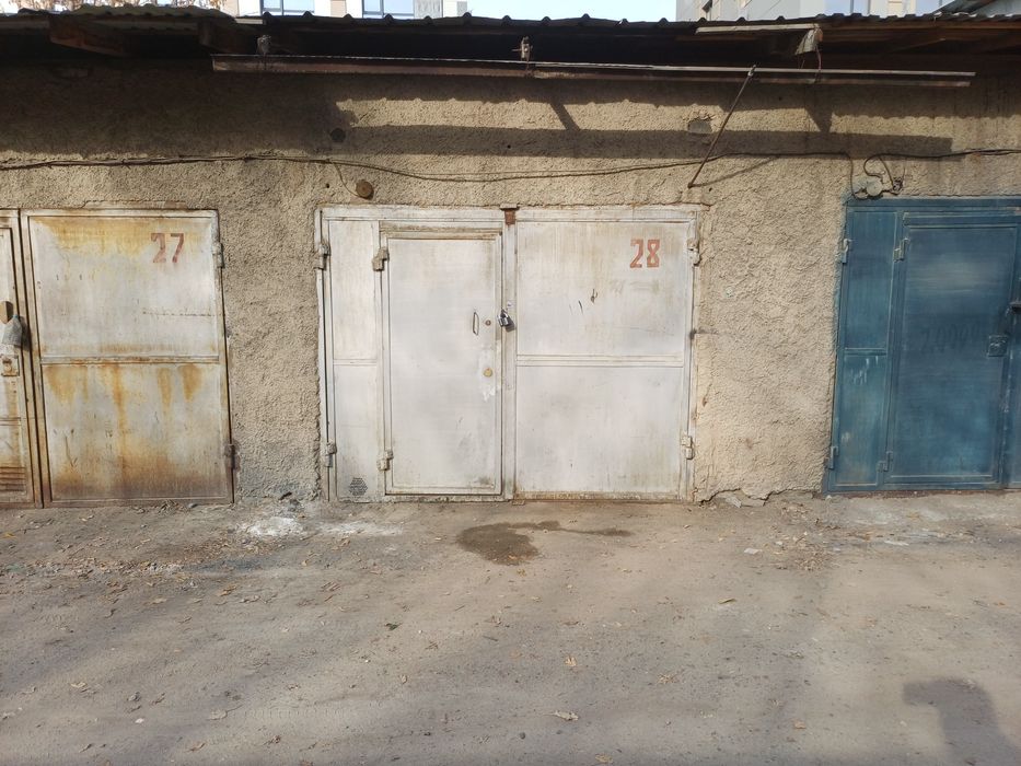 Гараж капитальный сухой сдам в аренду