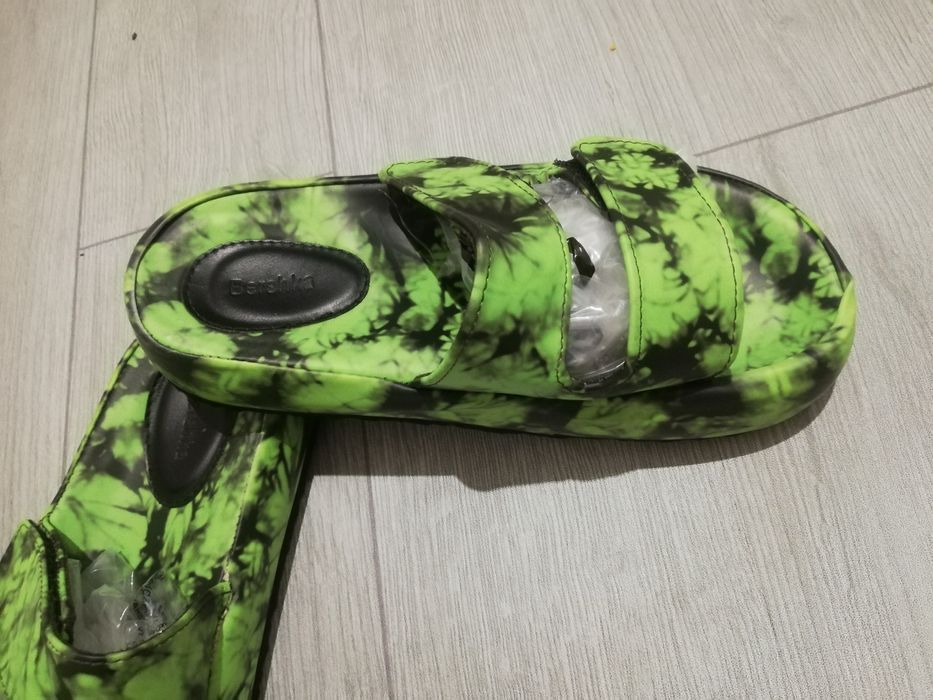 Sandale papuci Crocs ghete