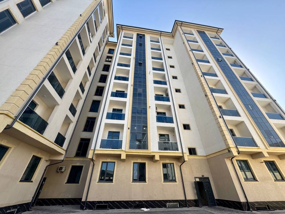 Продается 2х комнатная кв. 61м2. Титова.