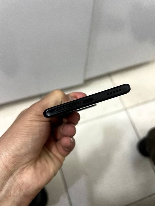 Xonor x9a 256/8 xolati yaxshi