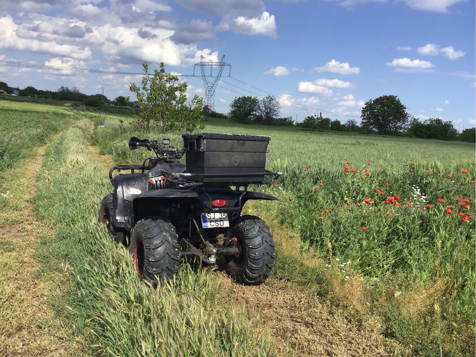 Vand Atv Linhai  300 in stare foarte buna tinut in garaj